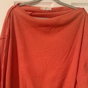 We The Free V-Neck top in Coral-orange